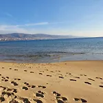 Ashton Hall - Sonnenstrand - Ost