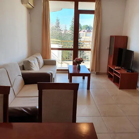 Ashton Hall - Sonnenstrand – Ost Apartment *