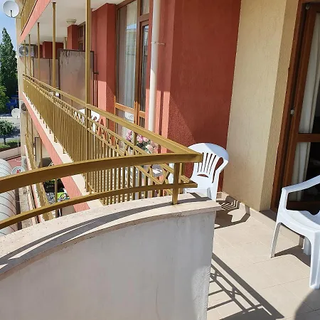 Ashton Hall - Sonnenstrand – Ost Apartment *
