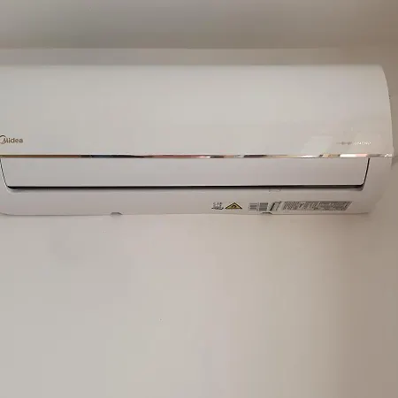 Ashton Hall - Sonnenstrand - Ost דירה