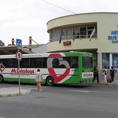 Ashton Hall - Sonnenstrand - Ost דירה סאני ביץ'