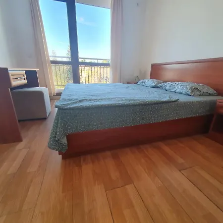 Ashton Hall - Sonnenstrand - Ost * Солнечный берег