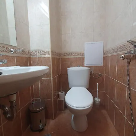 Ashton Hall - Sonnenstrand - Ost *